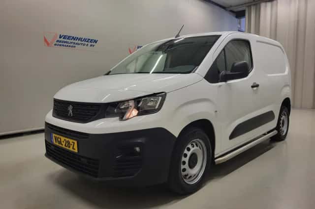 Peugeot Partner (2020) thumbnail 2
