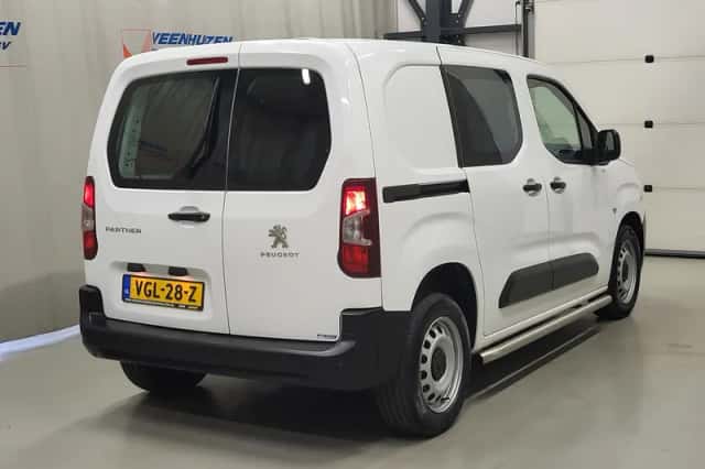 Peugeot Partner (2020) thumbnail 3
