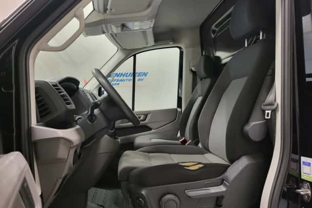Volkswagen Crafter (2019) thumbnail 5