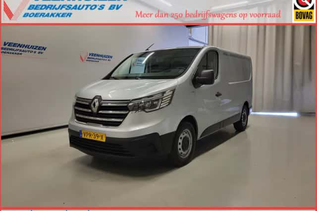 Renault Trafic (2022) thumbnail 1