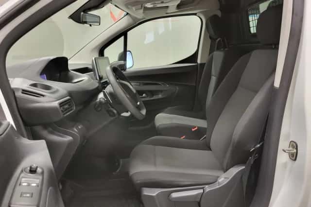 Peugeot Partner (2020) thumbnail 5