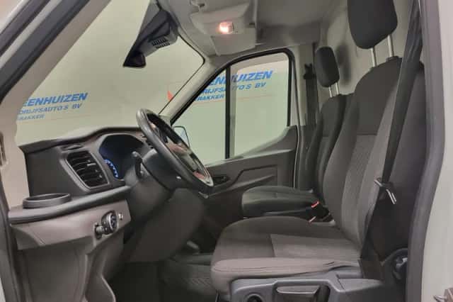 Ford Transit (2021) thumbnail 5