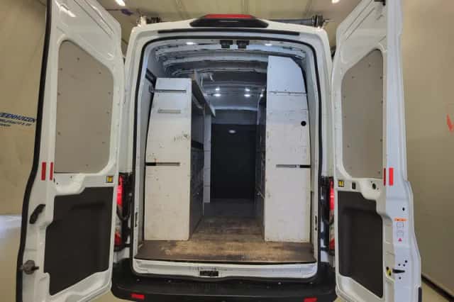 Ford Transit (2021) thumbnail 6