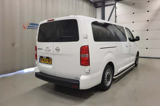 Opel Vivaro-e (2022) thumbnail 3