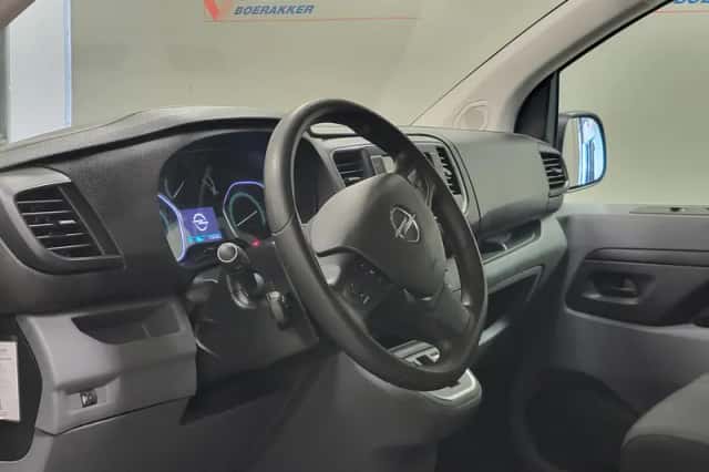 Opel Vivaro-e (2022) thumbnail 4