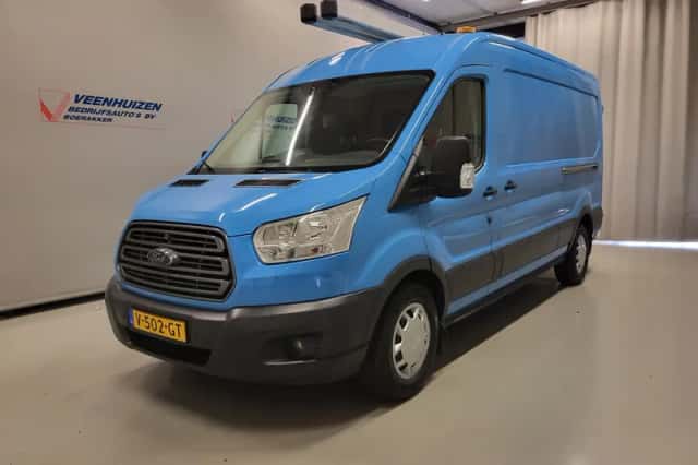 Ford Transit (2017) thumbnail 2