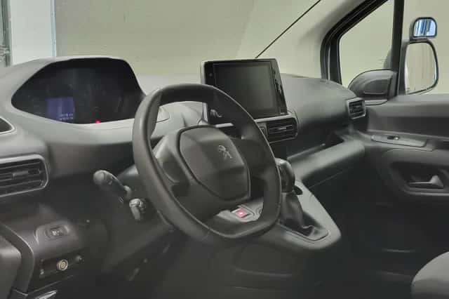 Peugeot Partner (2019) thumbnail 4