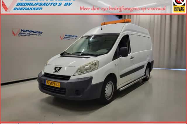 Peugeot Expert (2009) thumbnail 1