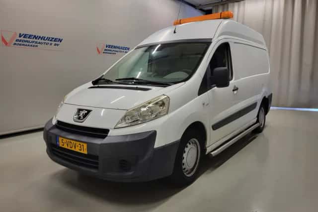 Peugeot Expert (2009) thumbnail 2