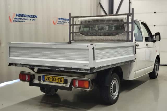 Volkswagen Transporter (2006) thumbnail 3