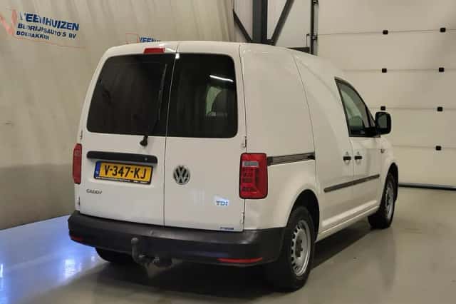Volkswagen Caddy (2018) thumbnail 3