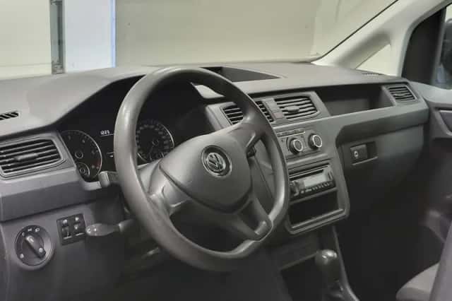 Volkswagen Caddy (2018) thumbnail 4