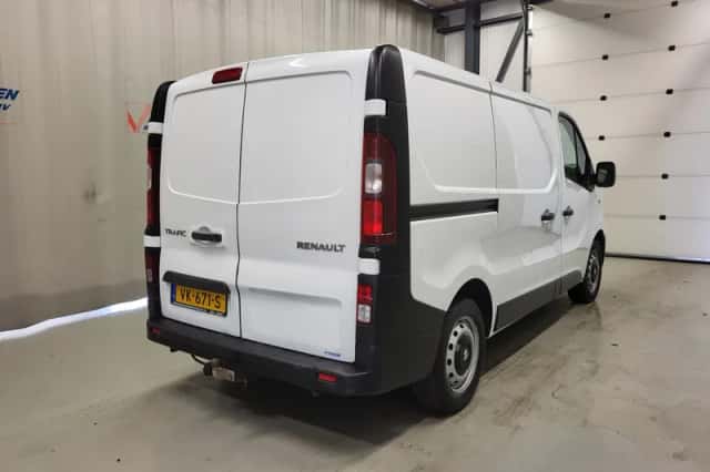 Renault Trafic (2014) thumbnail 3