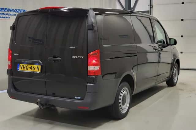 Mercedes-Benz Vito (2020) thumbnail 3