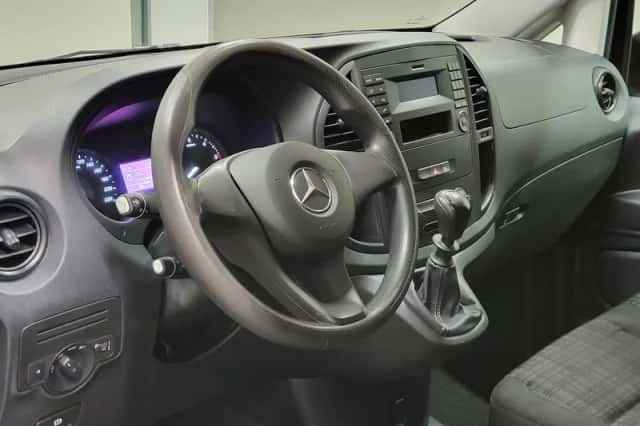 Mercedes-Benz Vito (2020) thumbnail 4