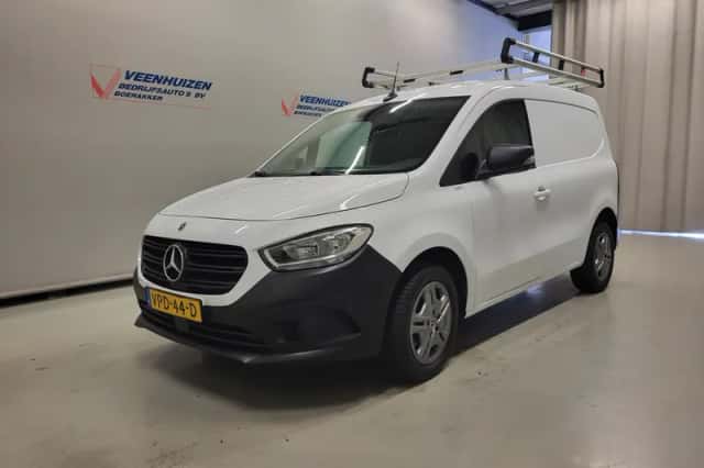 Mercedes-Benz Citan (2022) thumbnail 2