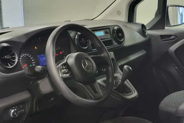 Mercedes-Benz Citan (2022) thumbnail 4