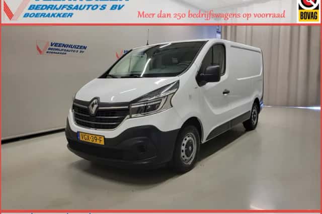Renault Trafic (2020) thumbnail 1
