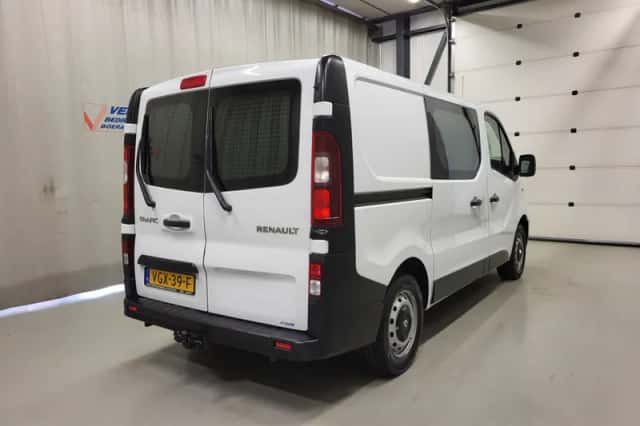 Renault Trafic (2020) thumbnail 3