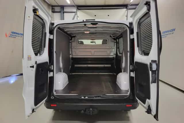 Renault Trafic (2020) thumbnail 6