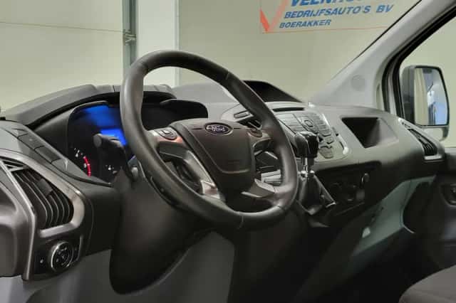 Ford Transit Custom (2015) thumbnail 4