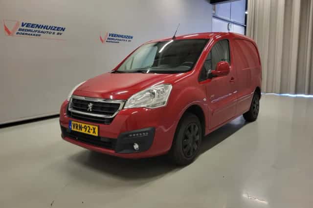 Peugeot Partner (2016) thumbnail 2