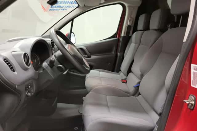 Peugeot Partner (2016) thumbnail 5