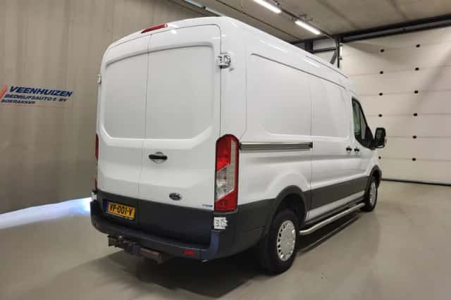 Ford Transit (2015) thumbnail 3