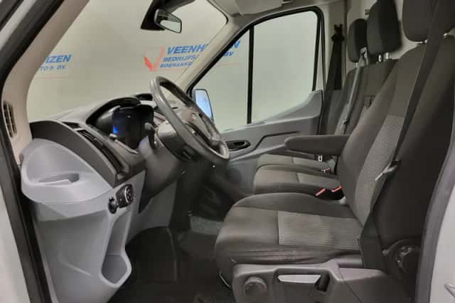 Ford Transit (2015) thumbnail 5