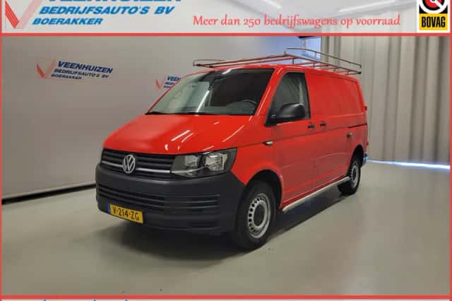Volkswagen Transporter (2019) thumbnail 1