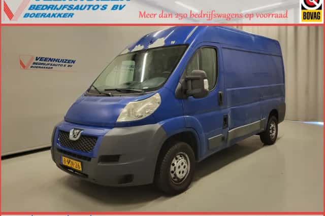 Peugeot Boxer (2012) thumbnail 1