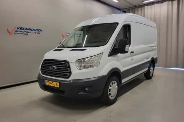 Ford Transit (2019) thumbnail 2