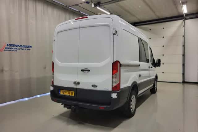 Ford Transit (2019) thumbnail 3