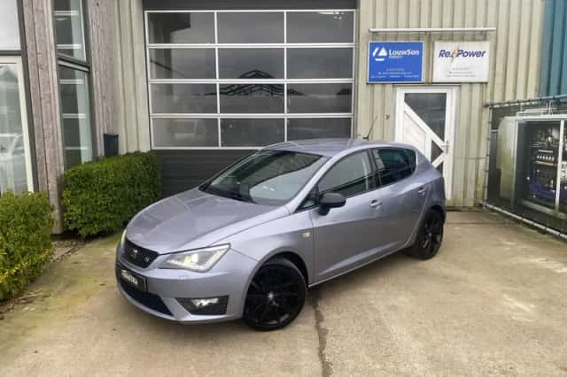 SEAT Ibiza (2017) thumbnail 1