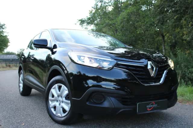 Renault Kadjar (2016) thumbnail 2