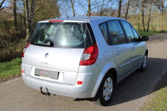 Renault Scénic (2008) thumbnail 6