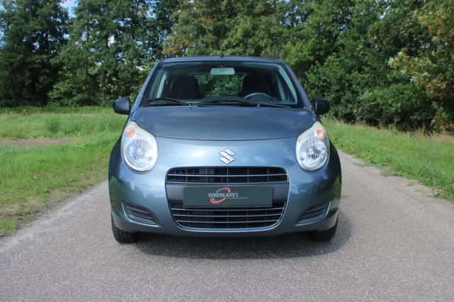 Suzuki Alto (2010) thumbnail 2