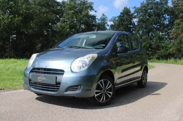 Suzuki Alto (2010) thumbnail 3