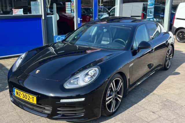 Porsche Panamera (2014) thumbnail 3