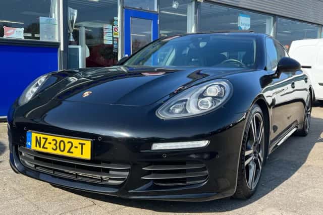 Porsche Panamera (2014) thumbnail 4