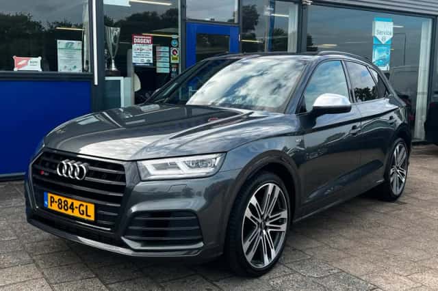 Audi Q5 (2018) thumbnail 2