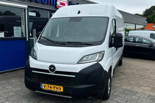 Opel Movano (2024) thumbnail 3