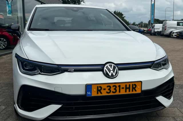 Volkswagen Golf (2021) thumbnail 6