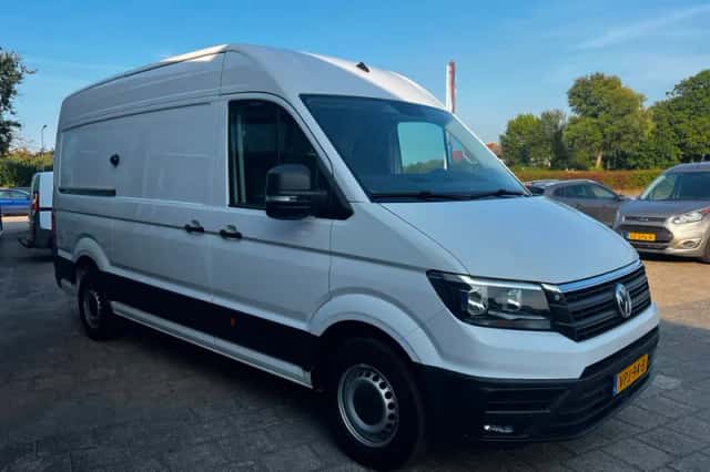 Volkswagen Crafter (2022) thumbnail 4