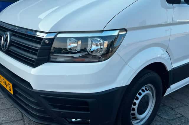 Volkswagen Crafter (2022) thumbnail 6