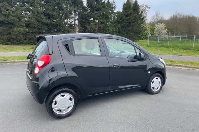 Chevrolet Spark (2013) thumbnail 4