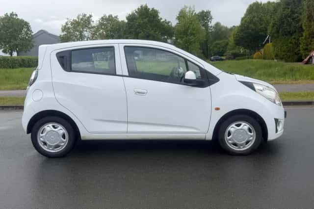 Chevrolet Spark (2011) thumbnail 5