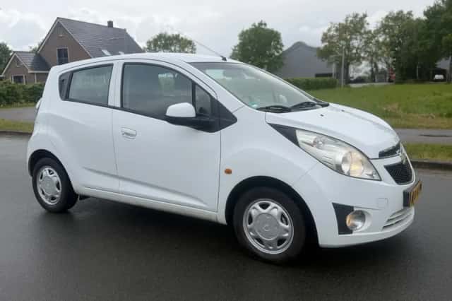 Chevrolet Spark (2011) thumbnail 6