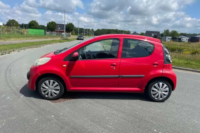 Citroën C1 (2008) thumbnail 2