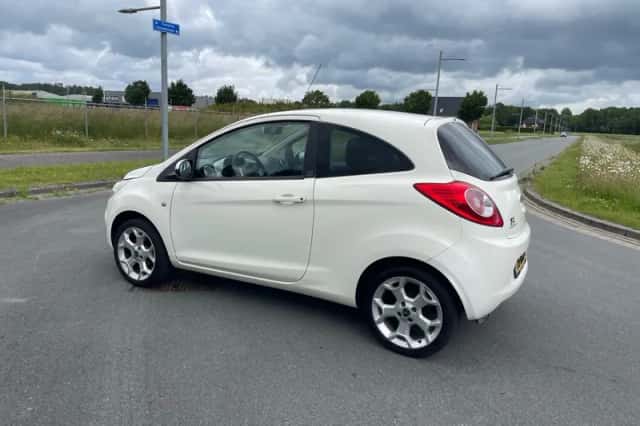 Ford Ka (2008) thumbnail 3